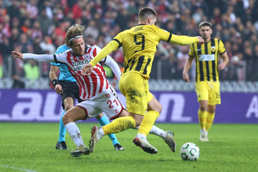 LUKA JOVIĆ NASTAVIO DA "PLEŠE" PO GRČKOJ: Srbin dvostruki strelac u ubedljivoj pobedi AEK! (VIDEO)