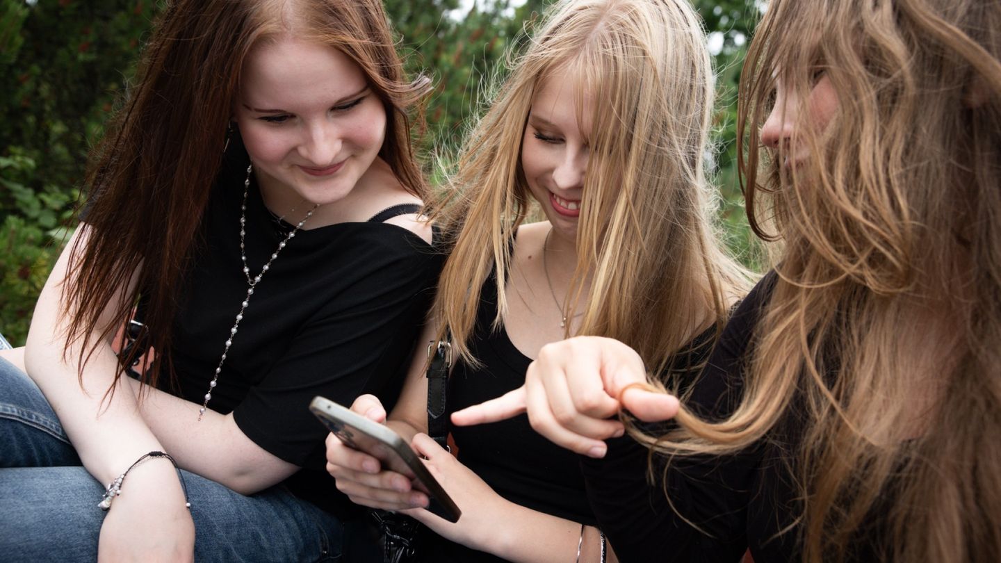 Nuoret | Senja Kangas, 14, päästi toimittajan päiväksi Snäppiinsä – tällaista siellä on