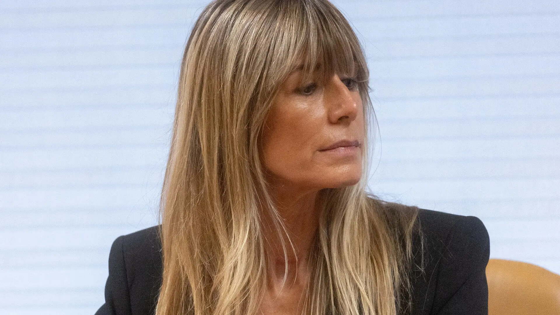  El juez Peinado pide a Begoña Gómez pruebas que justifiquen que solo utilizó su pasaporte para viajar a la graduación de su hija en Londres 