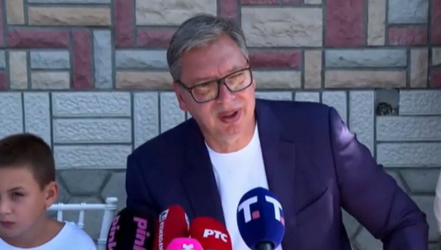 "DA SAM LENj I DA NE RADIM, IMALI BISTE O ČEMU DA PIŠETE!“ Predsednik Vučić jasno odgovorio hrvatskim medijima