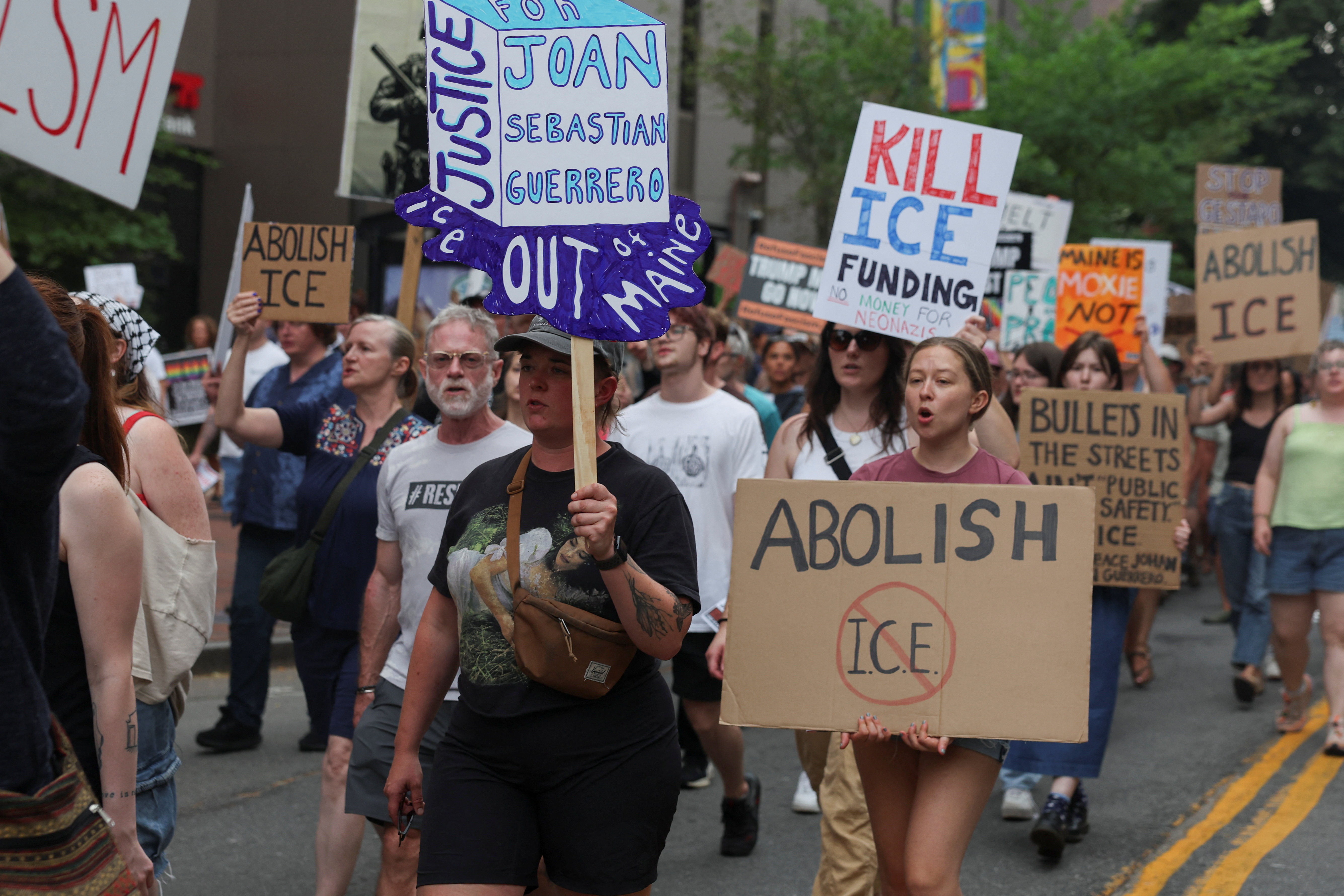 Trump says ICE won't halt traffic stops after recent fatal shootings despite earlier order