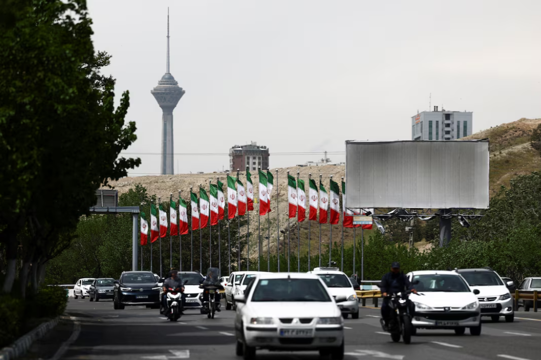 طهران وواشنطن تقتربان من اتفاق جديد بانتظار قرار ترامب  
