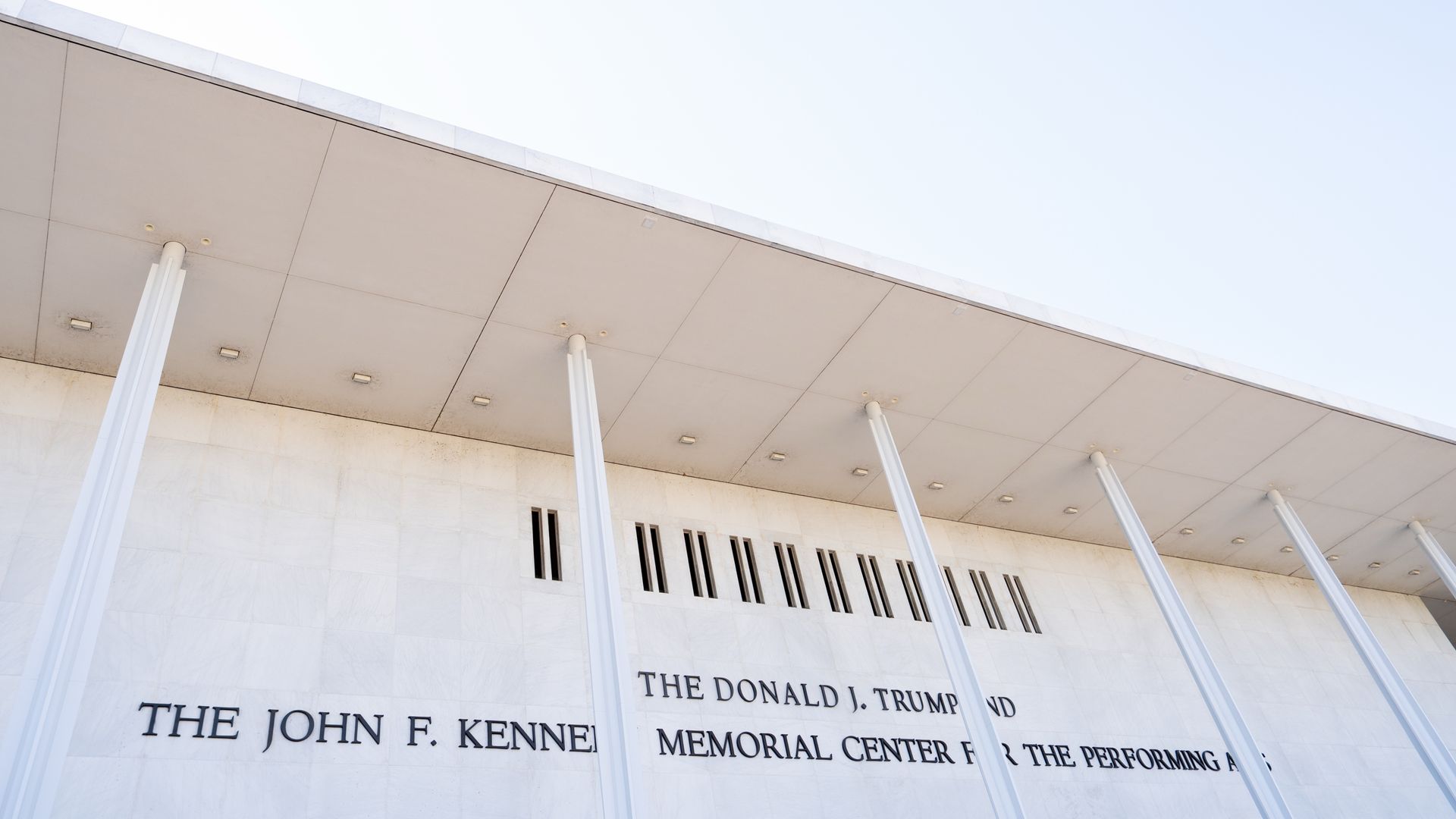 Judge orders removal of Trump's name from Kennedy Center