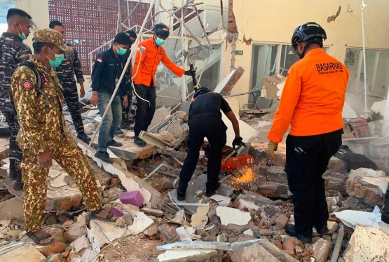 Indoneziju pogodio snažan zemljotres, raste broj mrtvih (VIDEO)