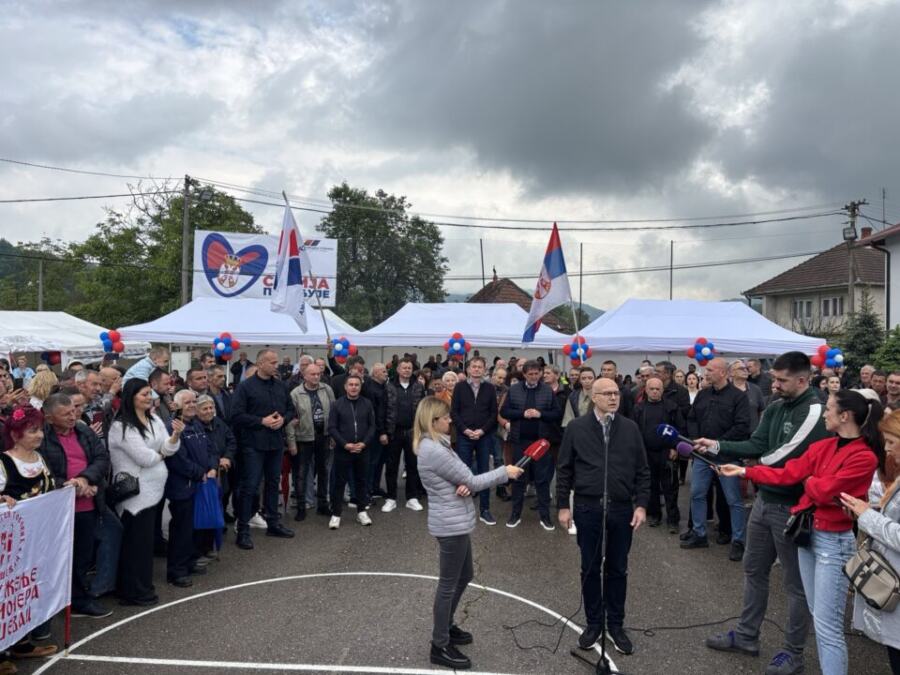 SRPSKI NAROD NIKO NIKADA NEĆE PREVARITI: Veliki svenarodni sabor u Velikoj Lomnici