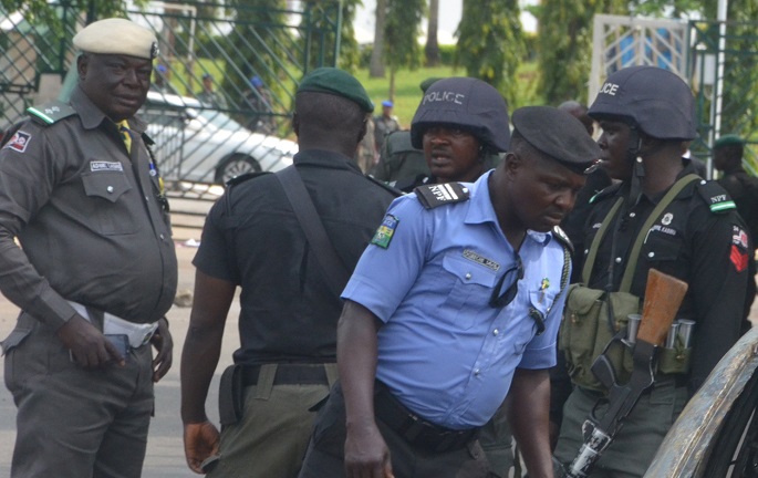 Gunmen kill 8, including 3 children, in central Nigeria