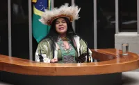 Defesa diz ao STF que Bolsonaro “jamais soube” que Flávio divulgaria carta