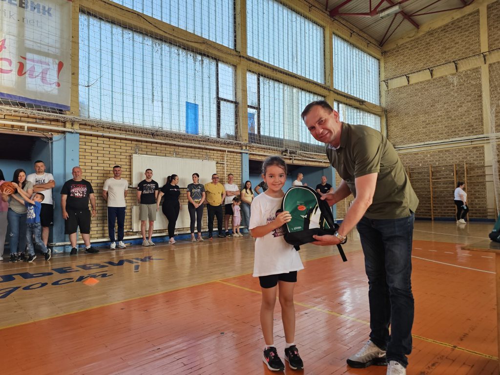 DONACIJA MLADIM KOŠARKAŠIMA UGLJEVIKA: PODRŠKA SPORTU I ZDRAVOM ODRASTANJU