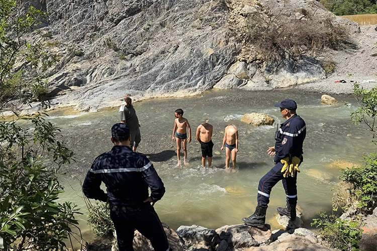 البرك والسدود والسباحة المبكرة بالشواطئ… تهديد حقيقي للأطفال والقصر