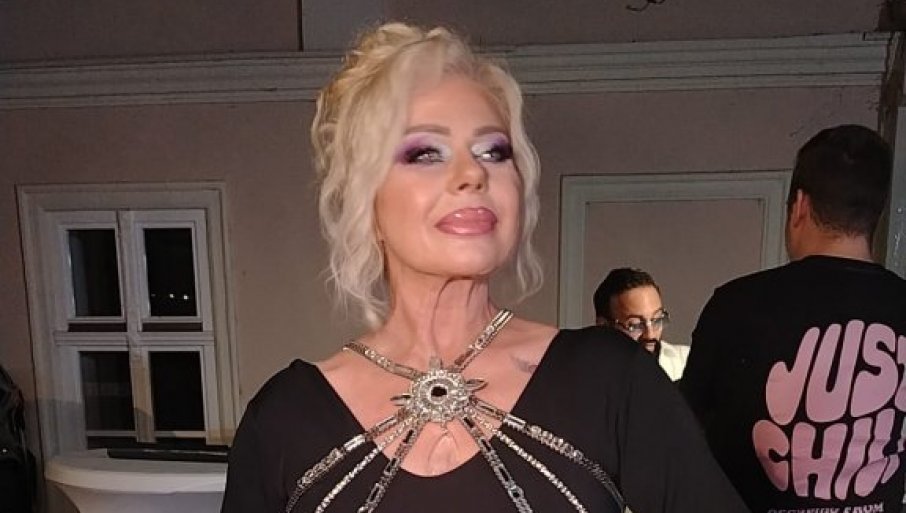 ZA LjUBAV SE UVEK VREDI ŽRTVOVATI: Zorana Pavić o karijeri, predstojećem koncertu i svom životu (FOTO)