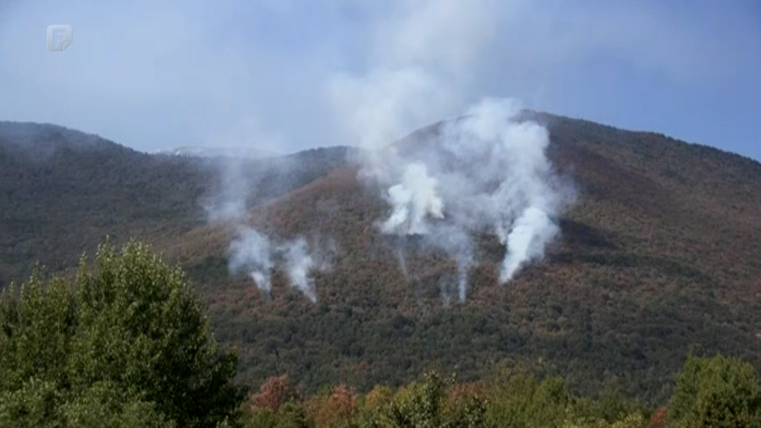 Vatra ušla u minsko polje kod Bihaća: Vatrogasci ne smiju prići