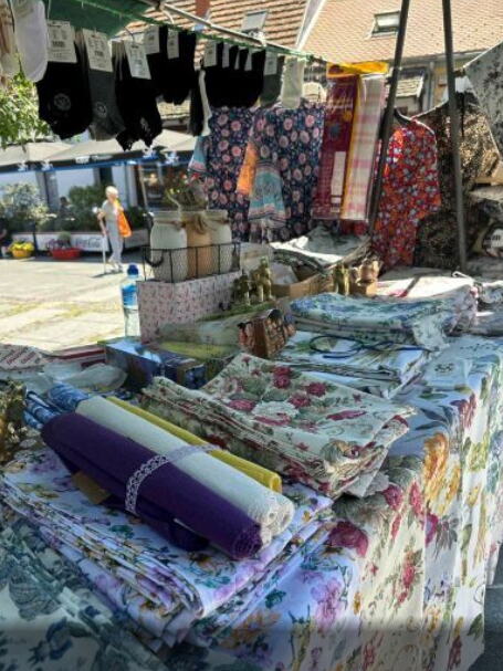 BUM MARKET U NEDELJU NA ZEMUNSKOJ PIJACI: Ručno rađene igračke, nakit, torbe, hekleraj i prirodna kozmetika