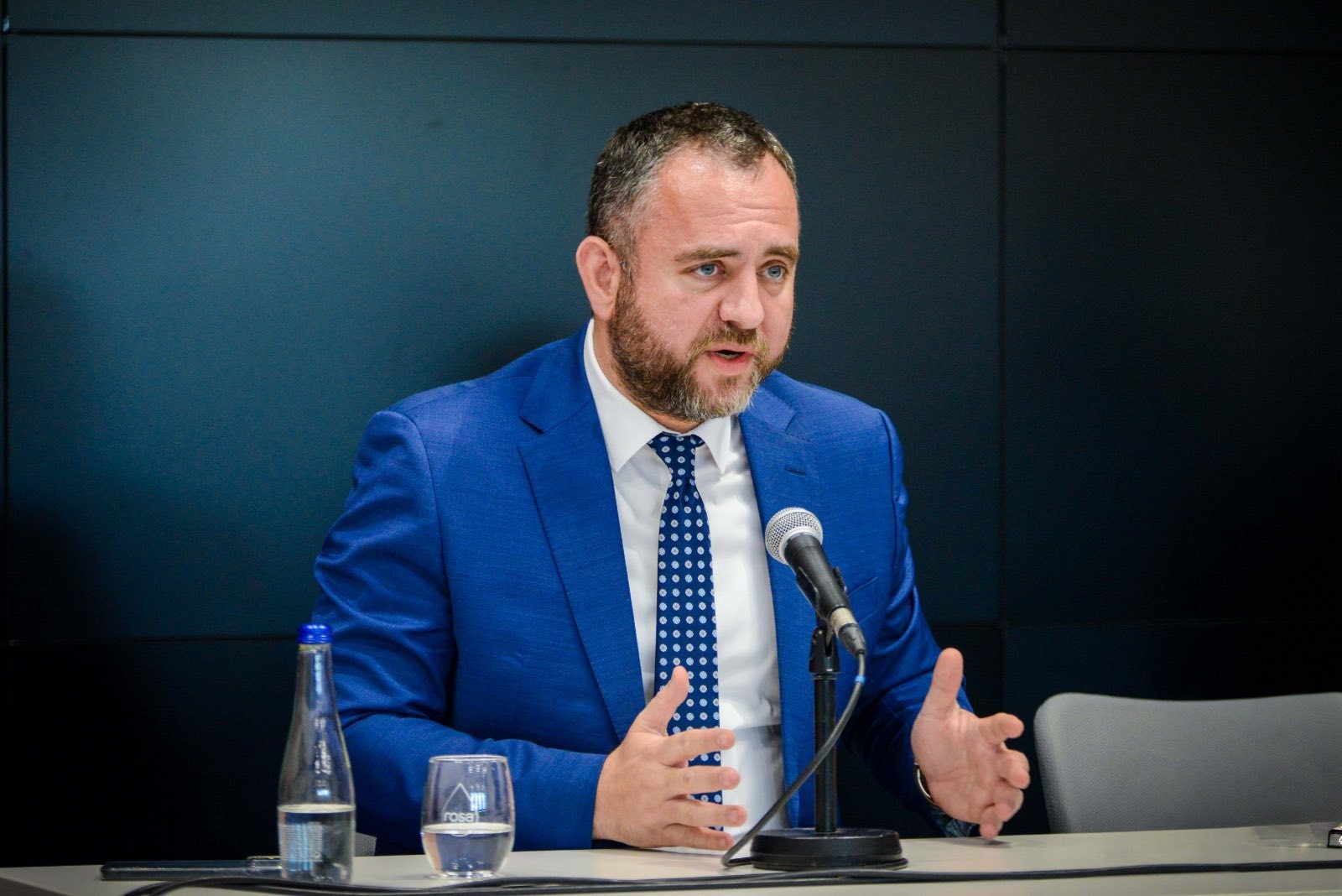 Toškovski: MVR po mnogu godini ima minister što e normalen