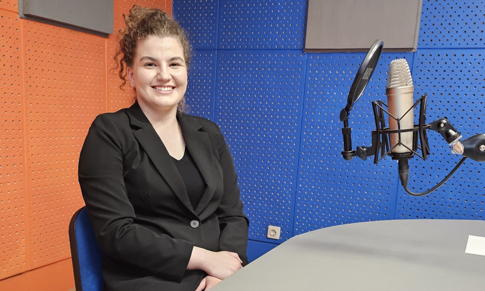 RADIO PRNJAVOR: Razgovor s povodom Tea Borodenko
