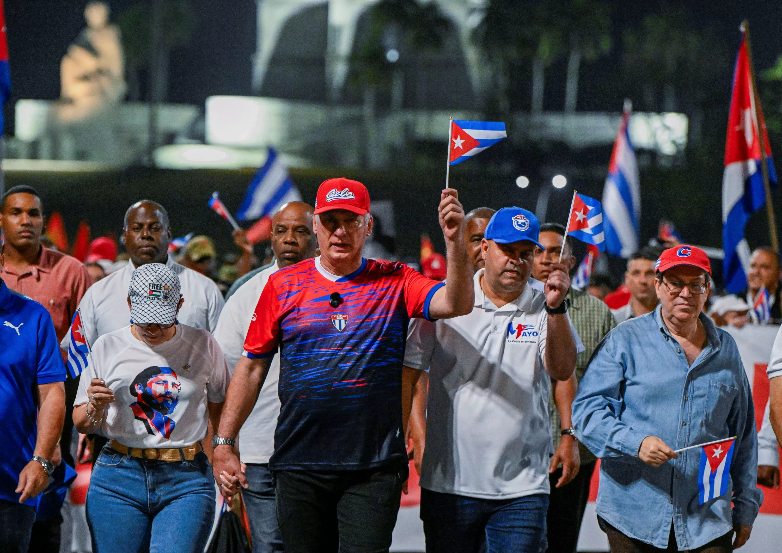 Après de nouvelles sanctions de Washington, Cuba agite la menace d'un «bain de sang» en cas d'attaque américaine