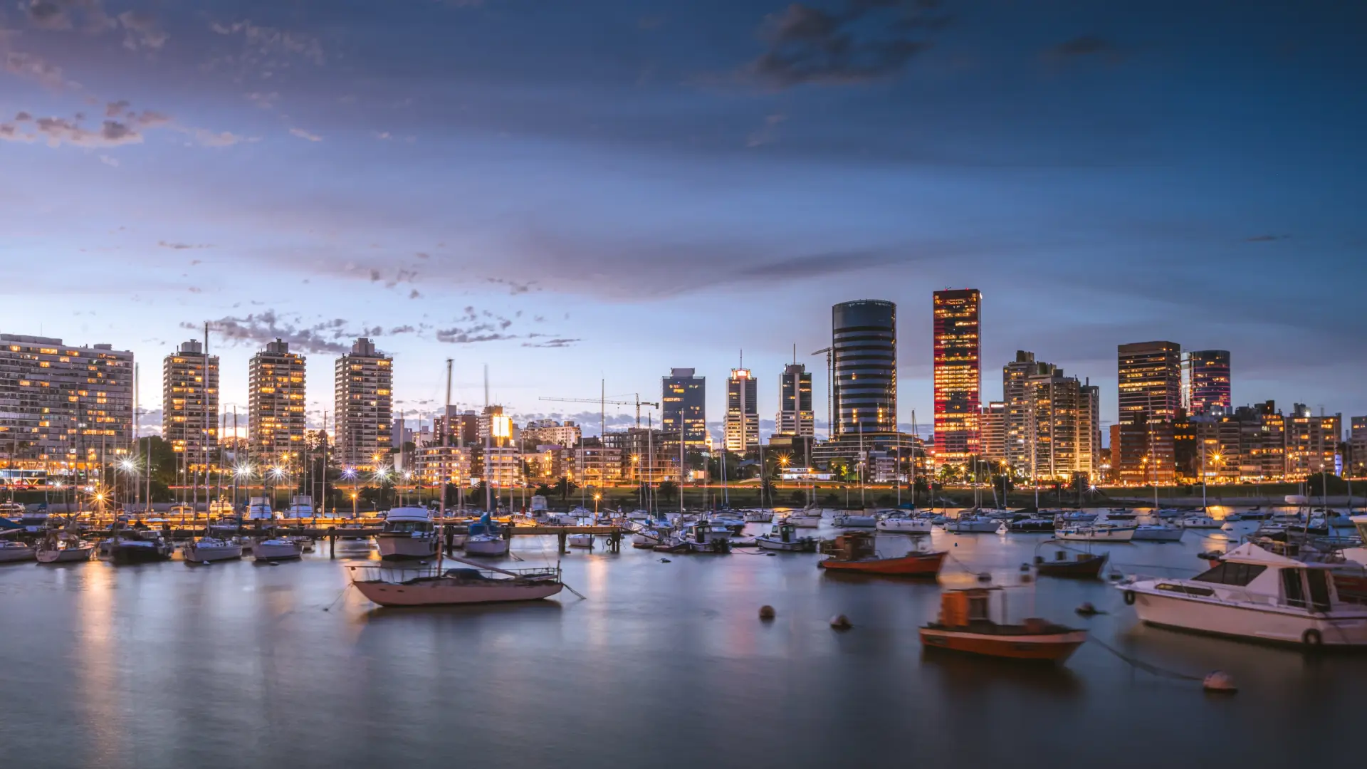  La ciudad donde nació Fede Valverde: la capital más austral de América tiene una gran mezcla de estilos 