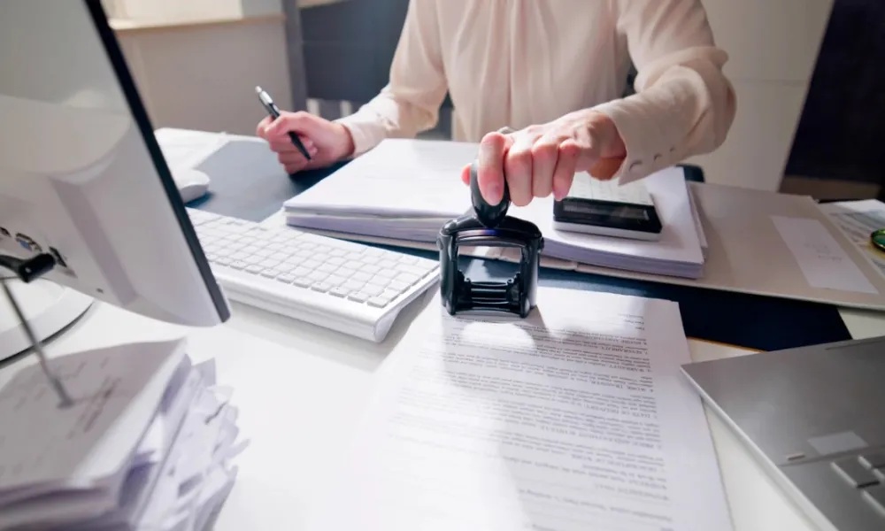 Νέα δεδομένα για τις προσλήψεις στο Δημόσιο – Τρία νομοσχέδια στη Βουλή