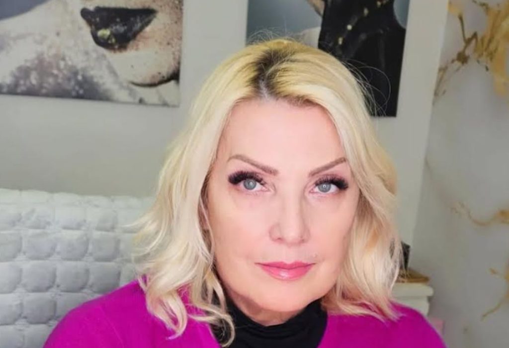 Najveći ponos i radost: Unuci Snežane Đurišić u Hramu sa bakom FOTO