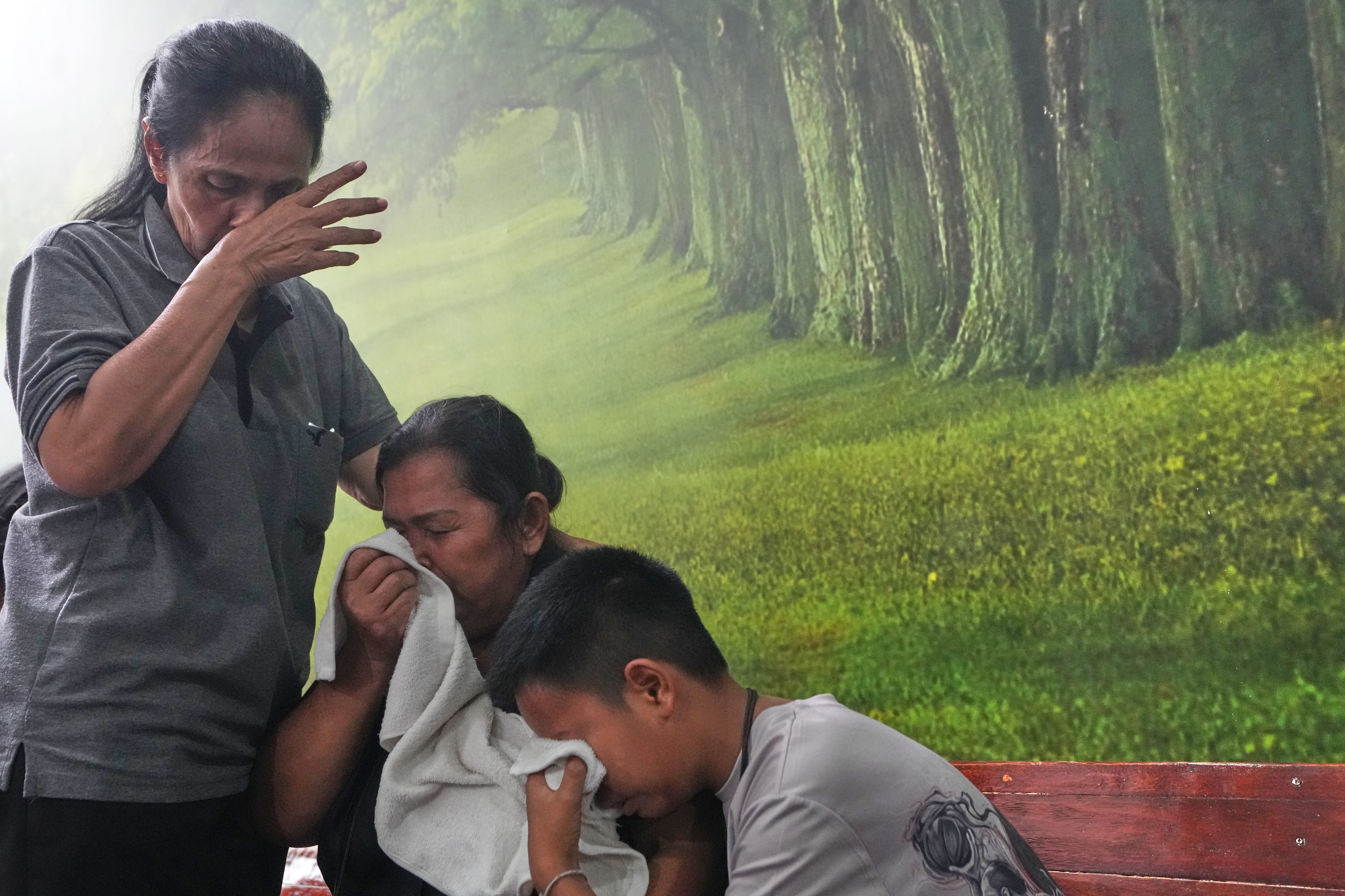 Bangkok bar fire death toll rises to 32 as 2 more die in hospital