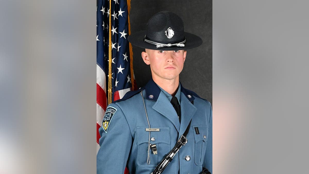 Drunk wrong-way driver killed Mass. trooper after 9 drinks at bar, DA report says