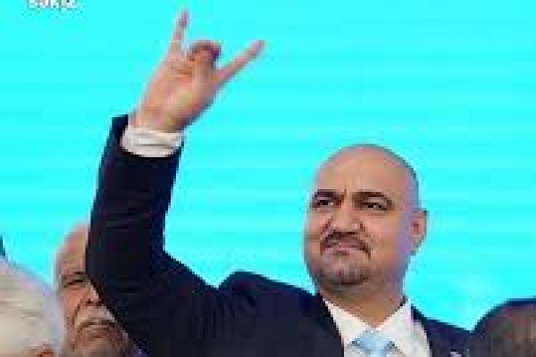 Исторический момент: курды вернули власть туркменам