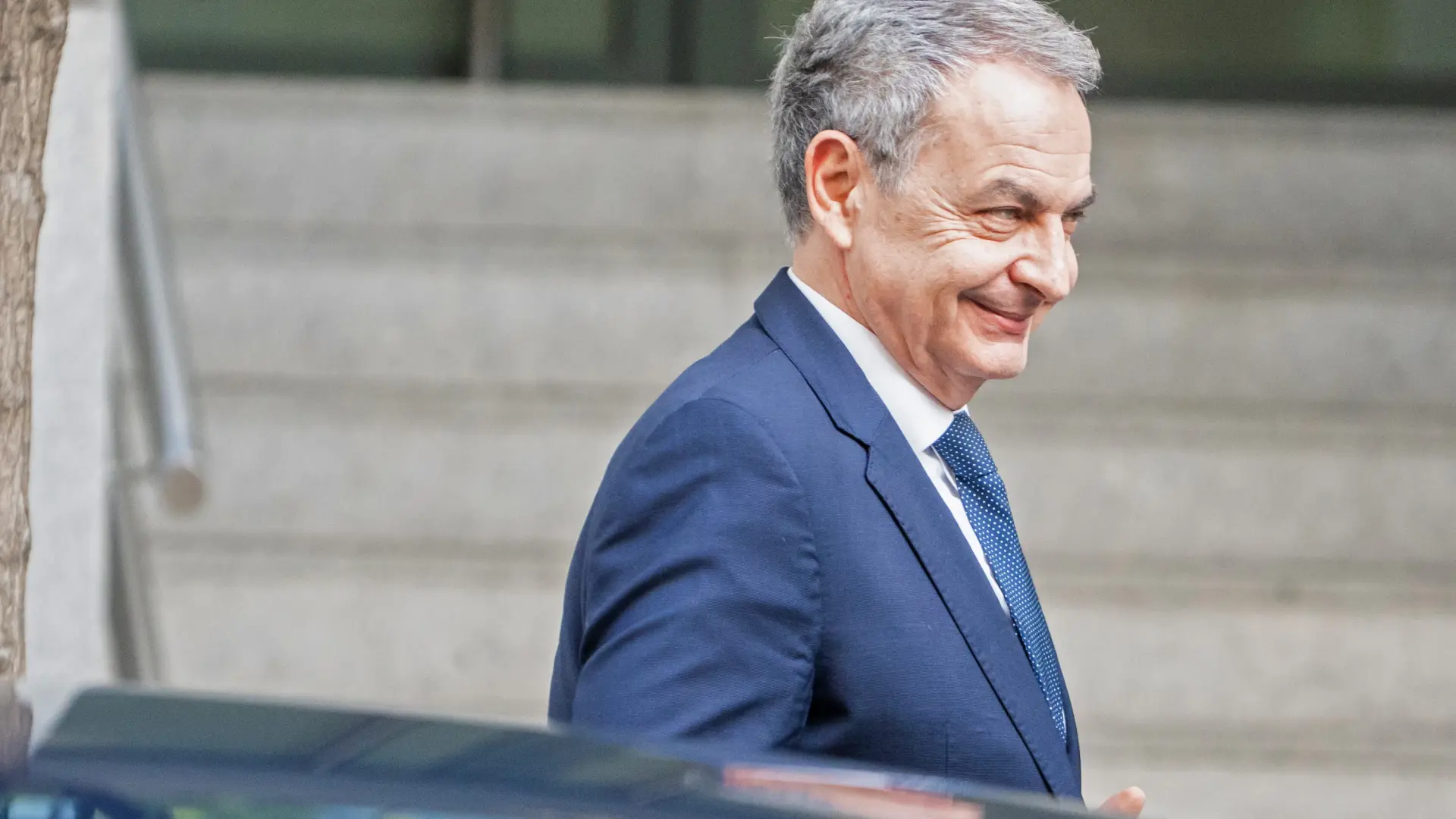  El juez se niega a cerrar la investigación de las actividades de Zapatero en Bolivia: "Los indicios deben ser analizados" 