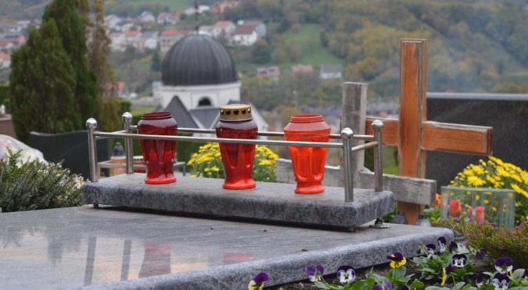 Važna obavijest mještanima
Općina Jalžabet poziva korisnike da hitno podmire naknade za korištenje grobnih mjesta