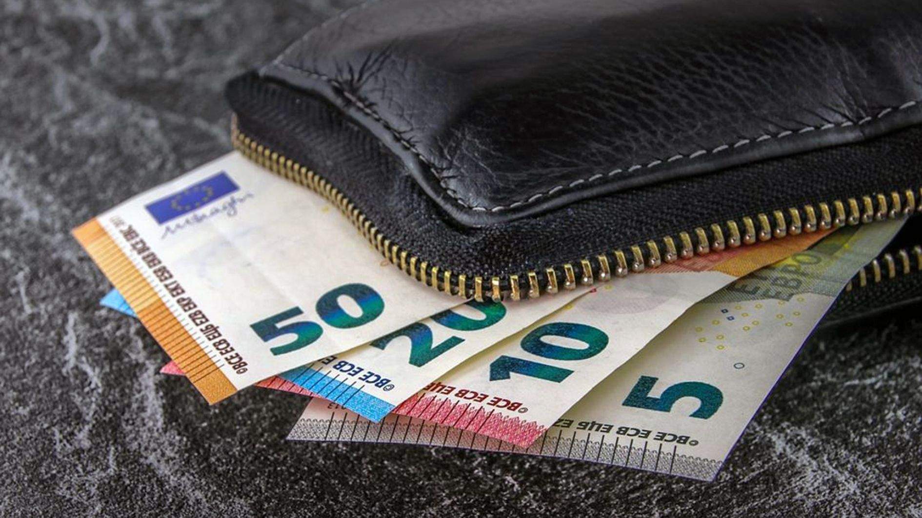 Augmenten en un 4,6% els diners en circulació, arribant als 7.420 milions