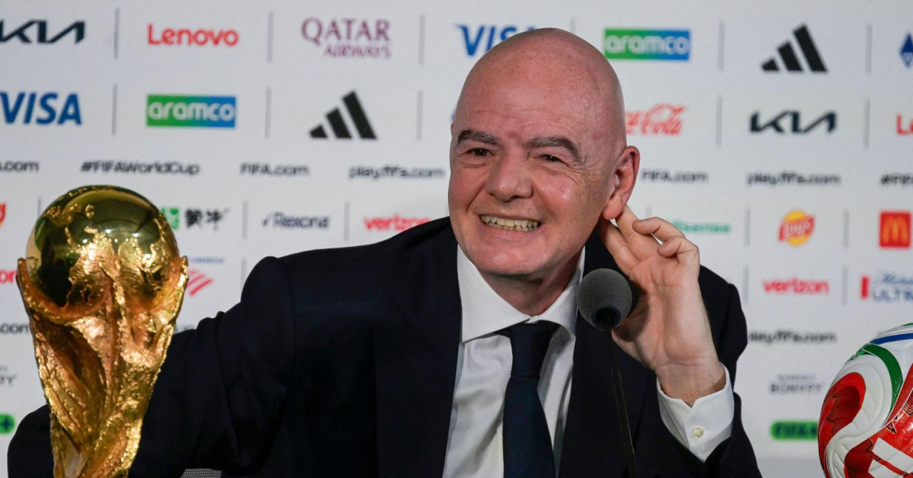 Infantino pretvara finale SP-a u cirkus, pauza bi mogla trajati pola sata, navijači su bijesni!