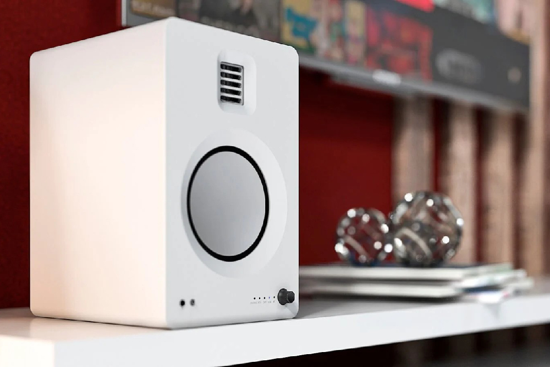 Kanto Audio modelom Tuk Grand podiže lestvicu u desktop hi-fi sceni