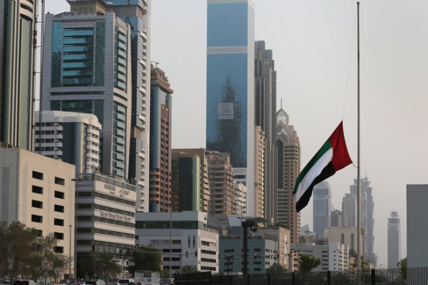 «Не нуждаются» в защите: в Эмиратах призвали закрыть американские базы и вооружаться