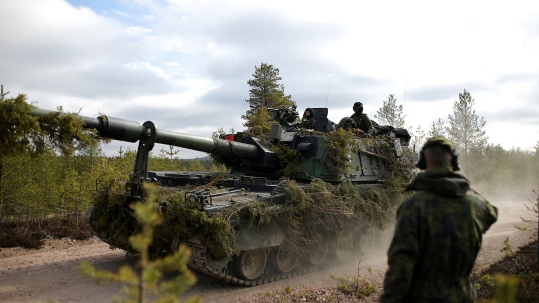 NATO sāk palielināt aizsardzību ap Zviedriju un Somiju
