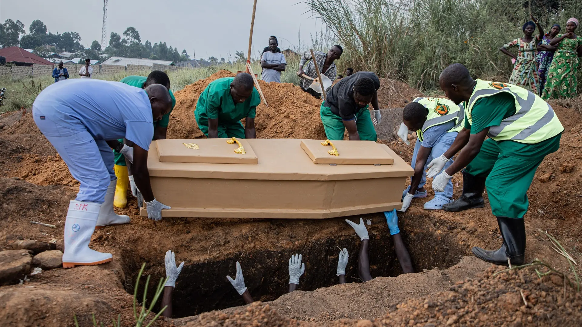  El brote de ébola en República del Congo supera ya los 2.000 casos confirmados y los 750 muertos 