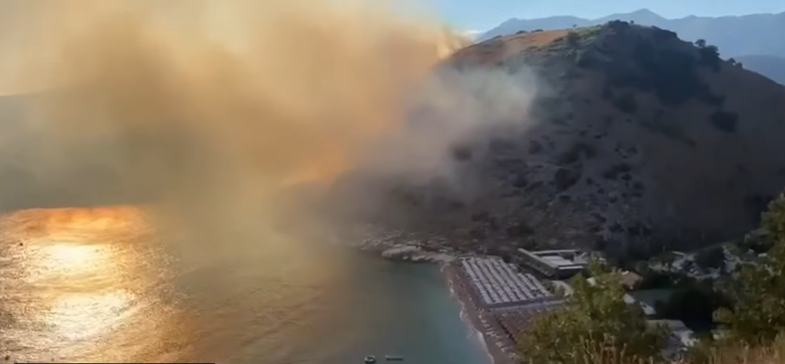 (VIDEO) Požar se širi kaj albansko letuvalište