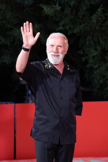 EVO ŠTA SE DEŠAVA NA TREĆEM MERLINOVOM KONCERTU U SARAJEVU SA FANOVIMA KOJI TVRDE DA SU PREVARENI! Doneta drastična odluka: Kad se skeniraju karte...